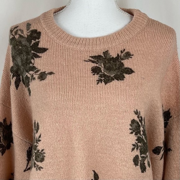 Altar’d State Blush & Brown Bold Floral Oversized Sweater NWOT - Picture 3 of 11